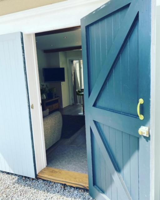 Villa Blankednick Boltholes - 3 Beautiful Family Or Couples Cornish Getaways Truro Exterior foto
