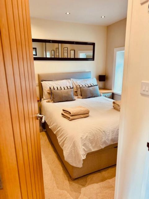 Villa Blankednick Boltholes - 3 Beautiful Family Or Couples Cornish Getaways Truro Exterior foto